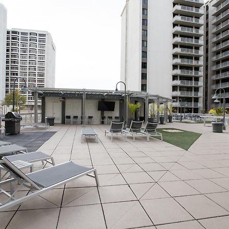 Stay With Style In This Apartment At Crystal City Arlington Exteriör bild