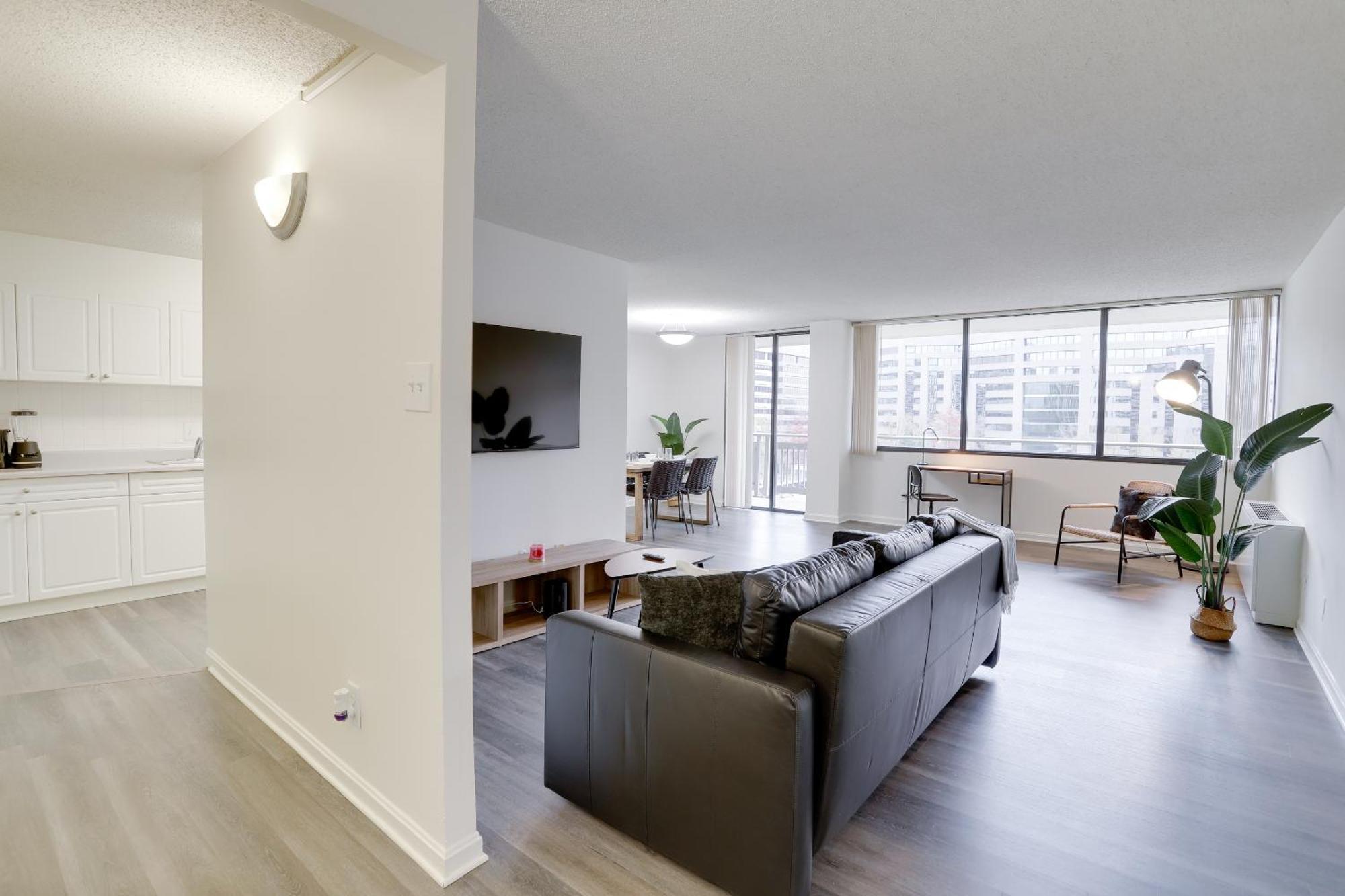 Stay With Style In This Apartment At Crystal City Arlington Exteriör bild